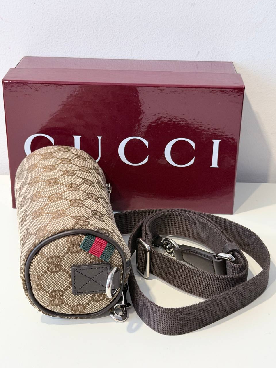 Mini Barrel Bag Gucci GG Canvas en Lona Beige y Piel Marrón Oscuro