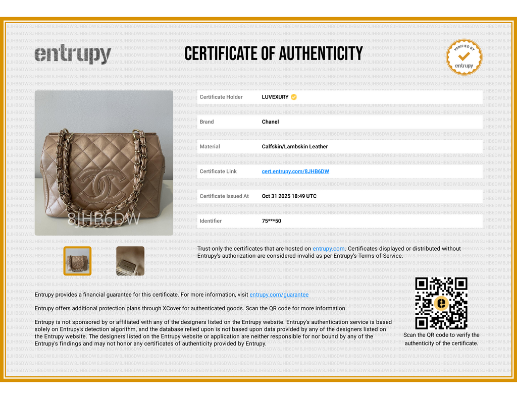 Petite Shopping Tote en piel beige con cadena dorada