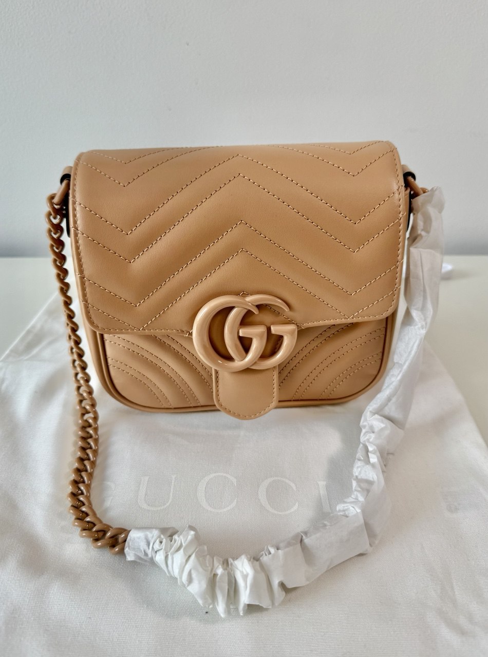 Pre-Owned Marmont Leather Shoulder Bag Beige