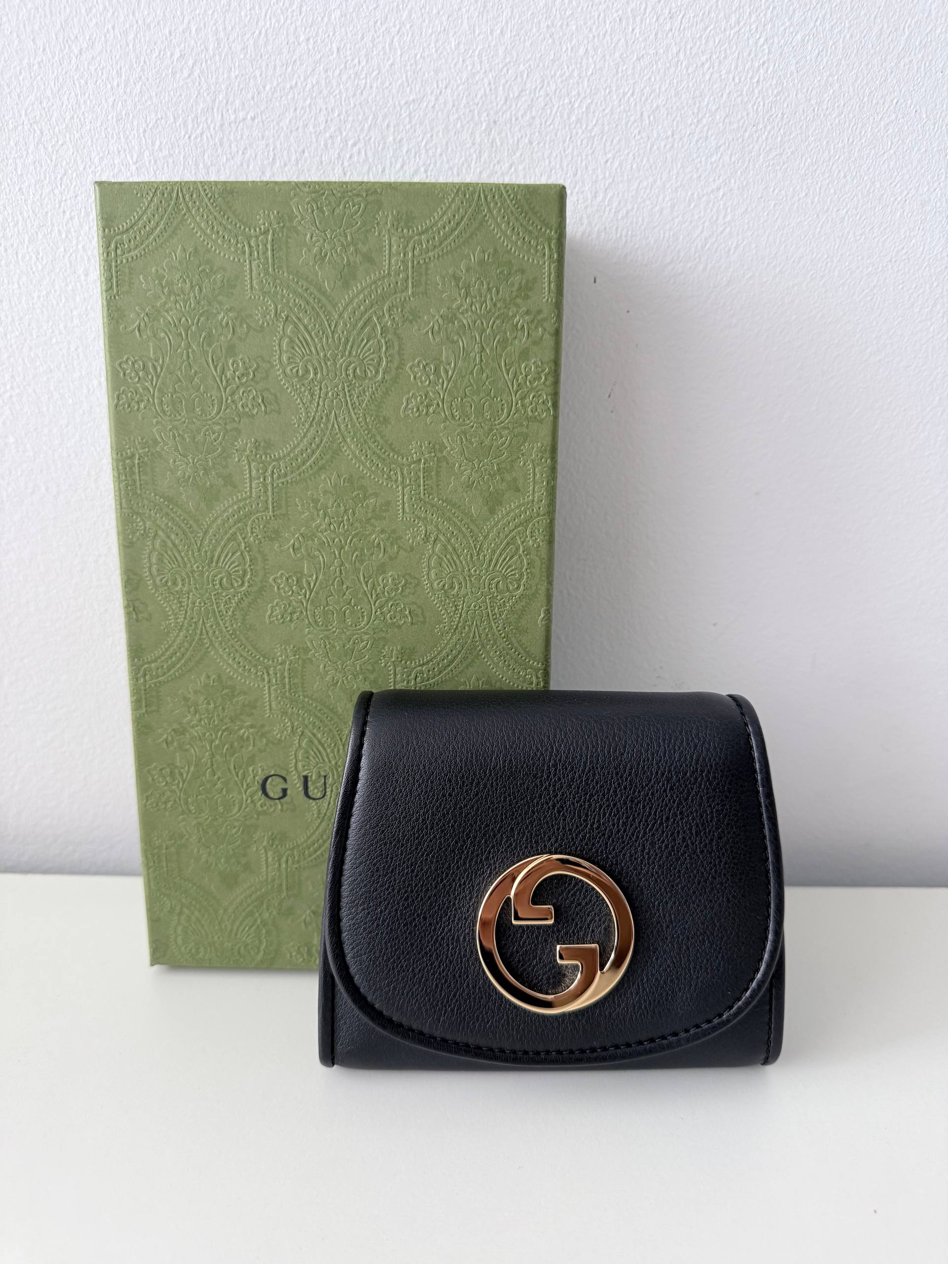 Mini Marmont Shoulder Bag in Black Leather Pre Loved Condition