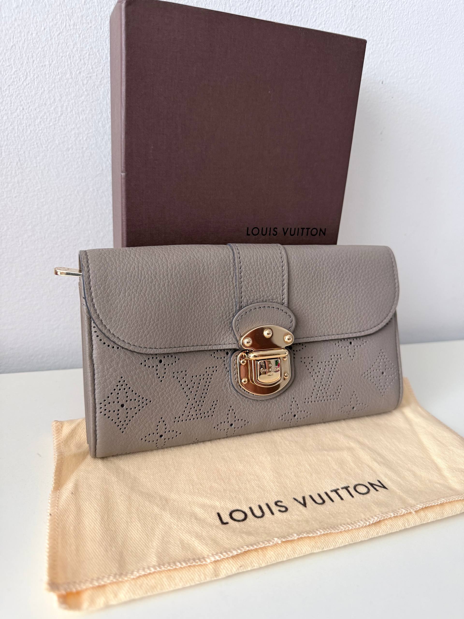 Mahina Amelia Wallet – Galet (Pre Owned)