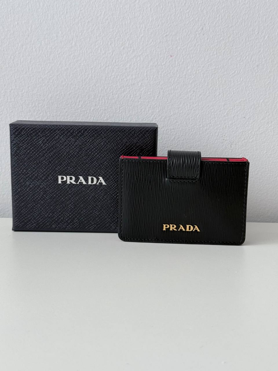 Milano Accordion Card Holder | | Full Set | Like New ️