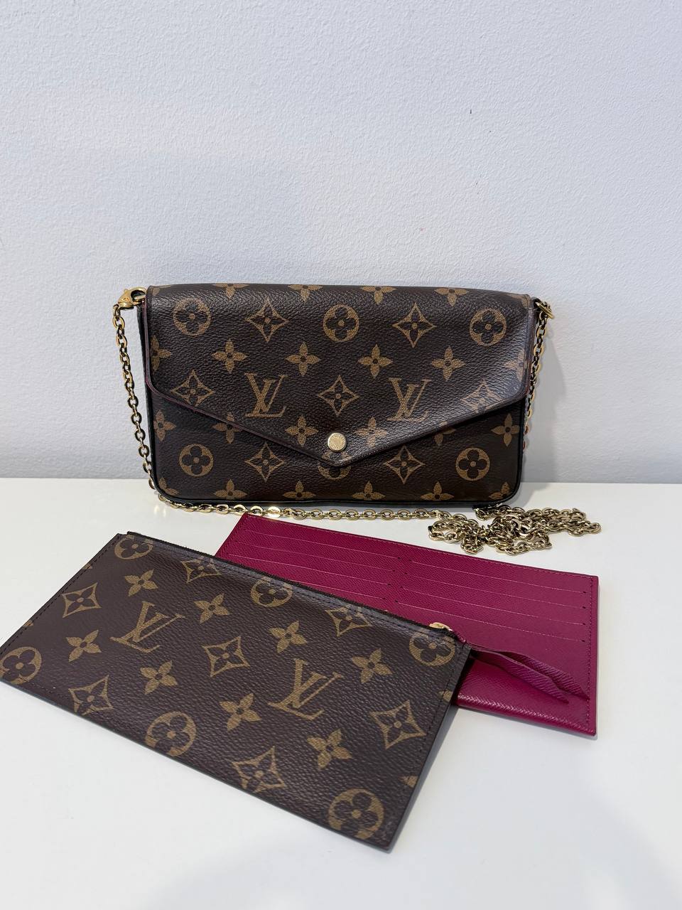 Pre-Owned Félicie Pochette – Monogram Canvas with Chain