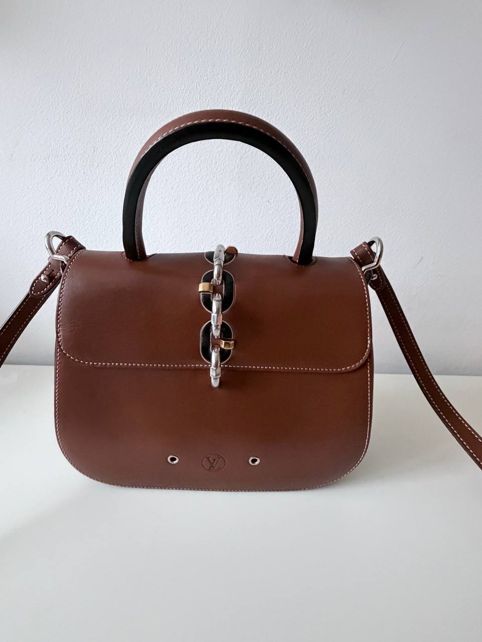 Pre-Loved Leather Top Handle Bag | Elegant Chain Detail