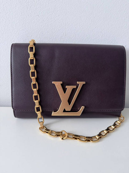 Louise Chain Wallet – Burgundy Leather & Gold Hardware – Pre-Loved Authentic
