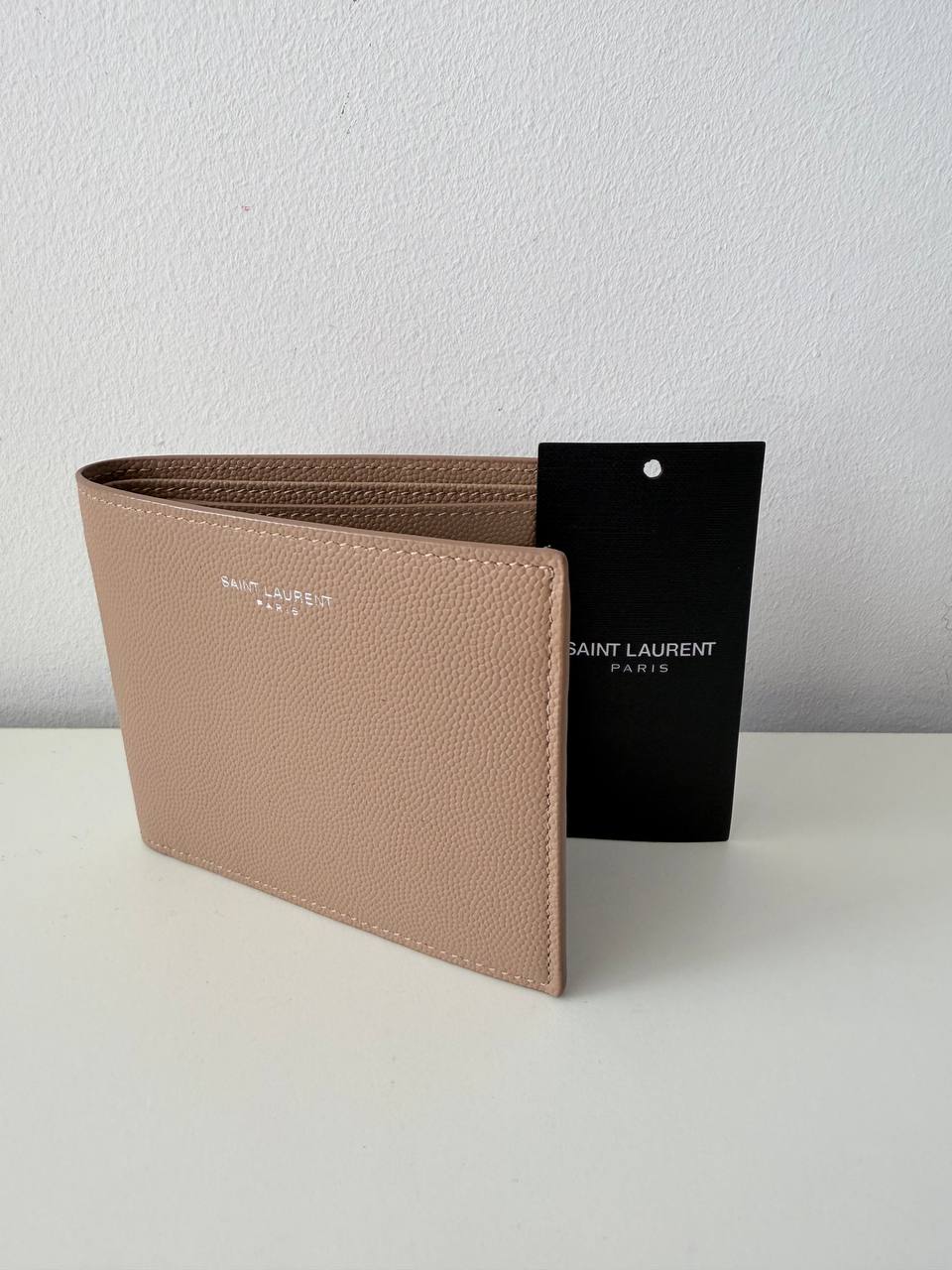 Paris Grained Leather Bifold Wallet – Beige / Nude – Authentic Pre-Owned