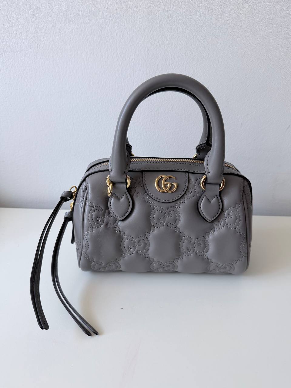 Minibolso Bowling GG Matelassé de Piel Gris