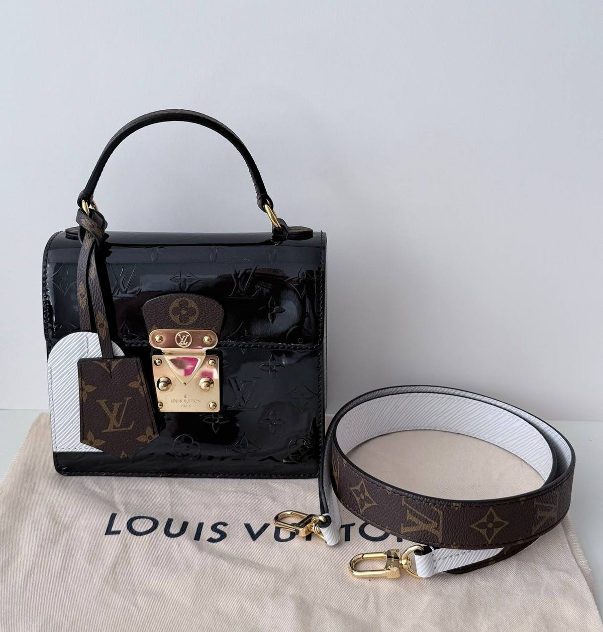 Bolso de Mano Louis Vuitton Spring Street en Piel Monogram Vernis Negra