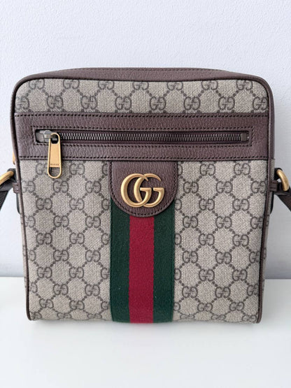Gucci Ophidia GG Medium Messenger Crossbody Bag en Lona GG Supreme Beige y Ébano