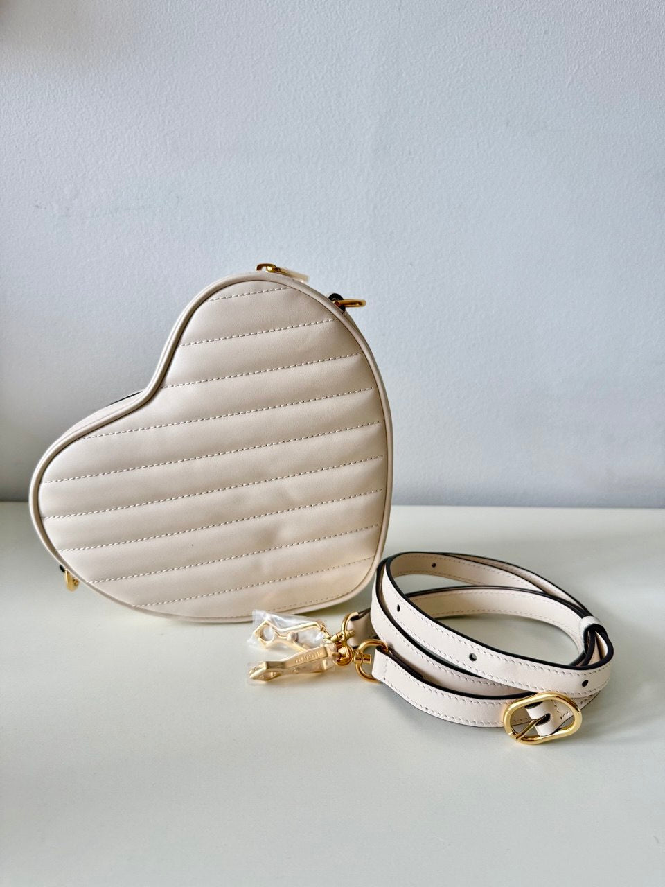 Interlocking G Heart Shoulder Bag Diagonal Quilted Mini