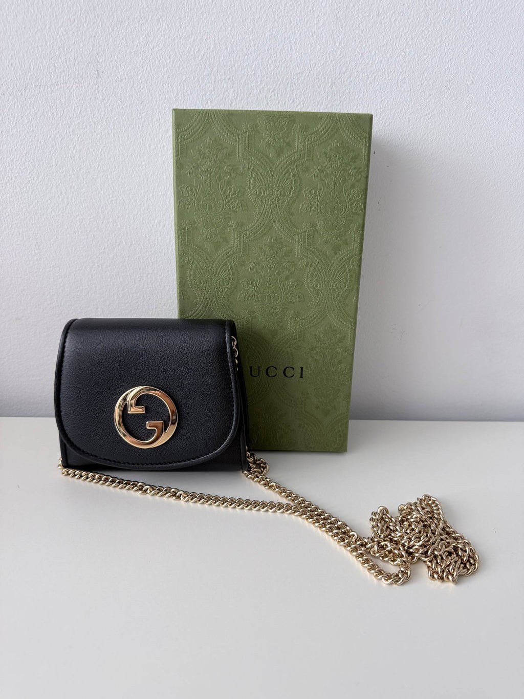 Mini Marmont Shoulder Bag in Black Leather Pre Loved Condition