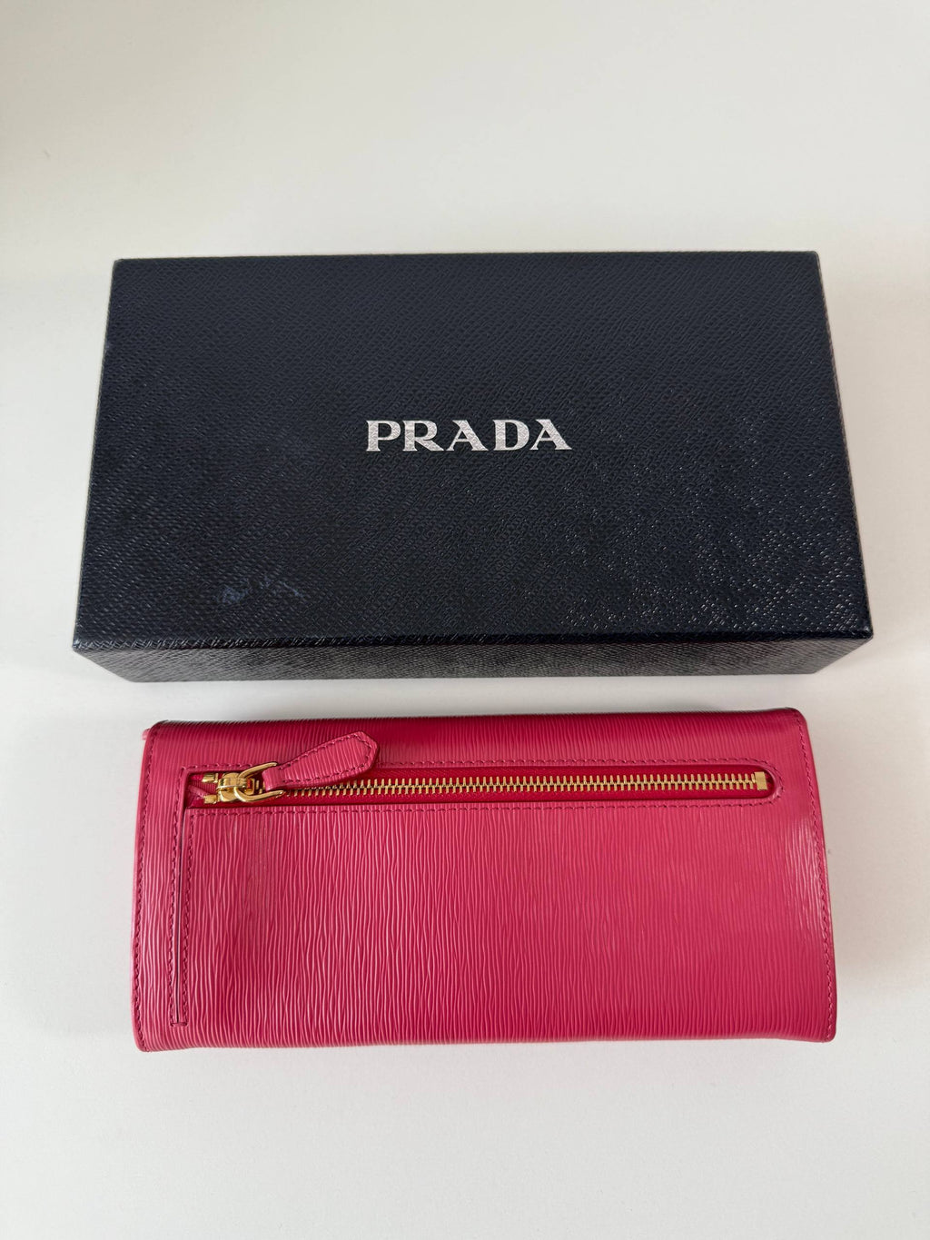 Saffiano Continental Wallet – Pink Leather (Pre Owned)