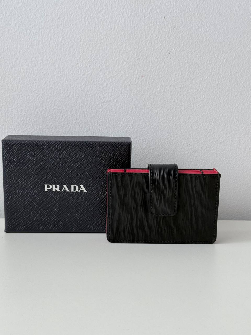 Milano Accordion Card Holder | | Full Set | Like New ️