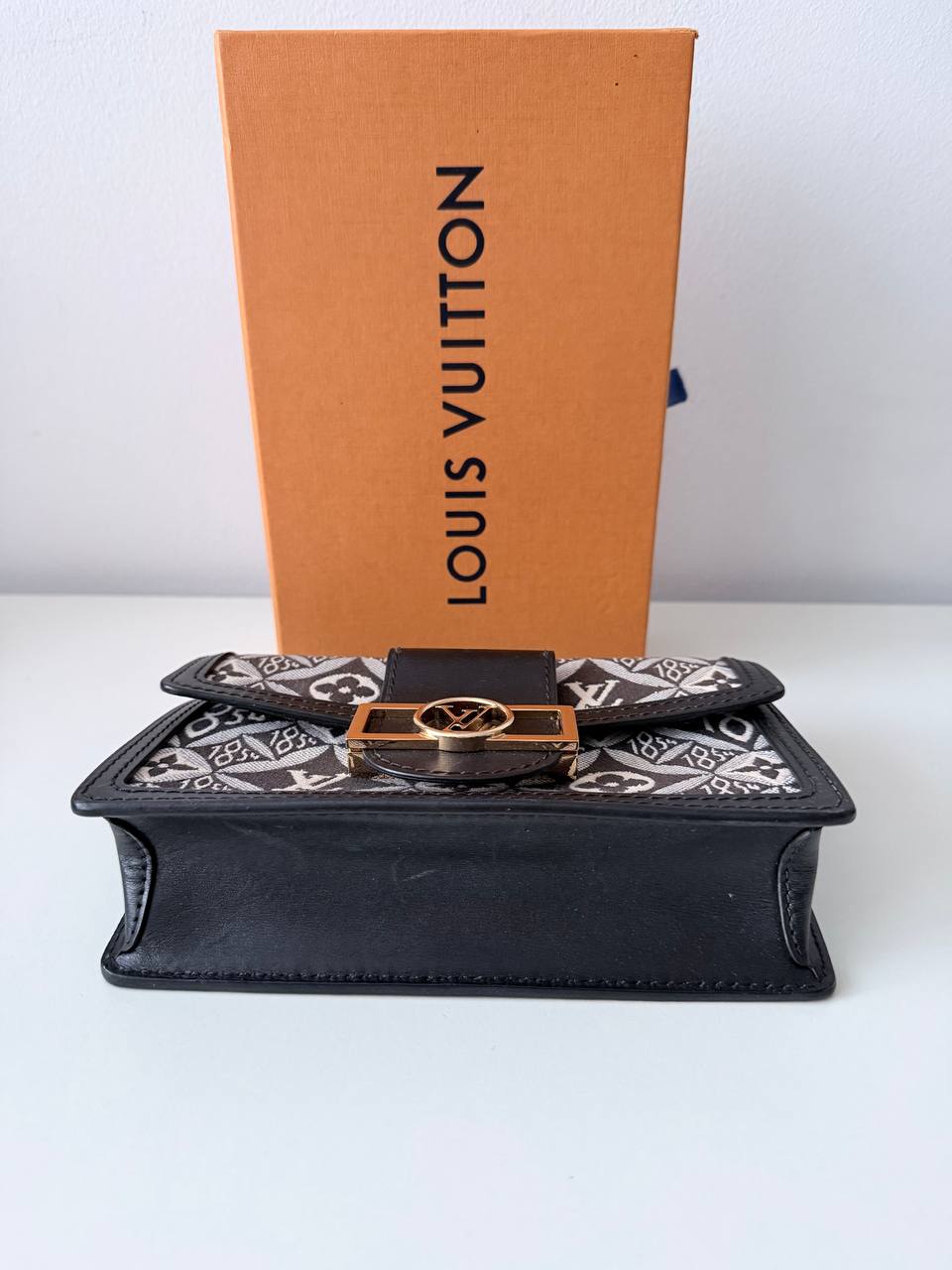 Pre-Loved Designer Style Chain Wallet Crossbody Bag – Black & White Canvas with Gold-Tone Hardware