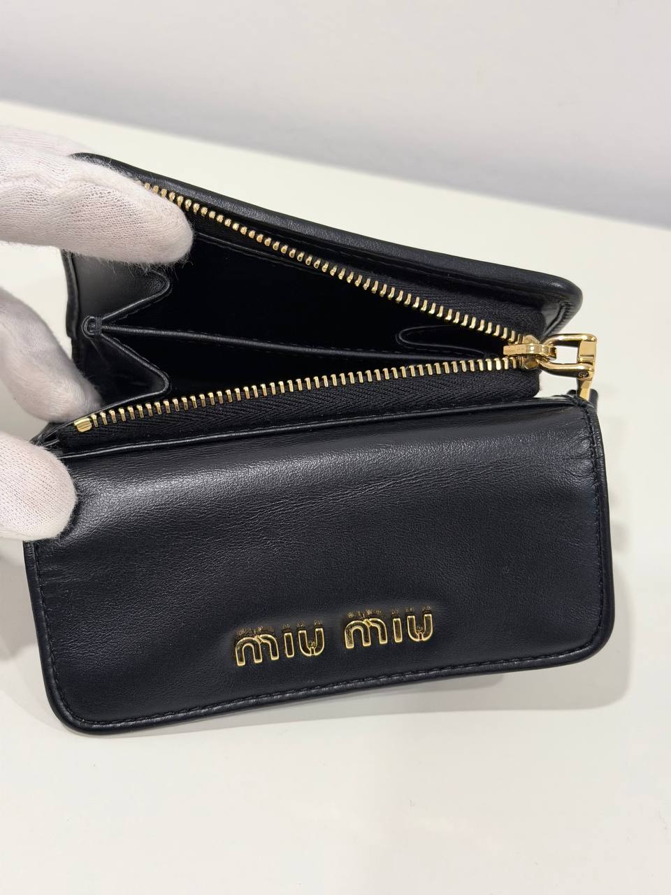 Quilted Leather Wallet / Small Pouch – Pre-Loved