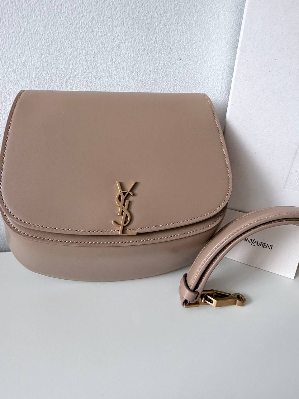 Small Shoulder Bag – Nude Beige Leather – Pre-Loved Authentic