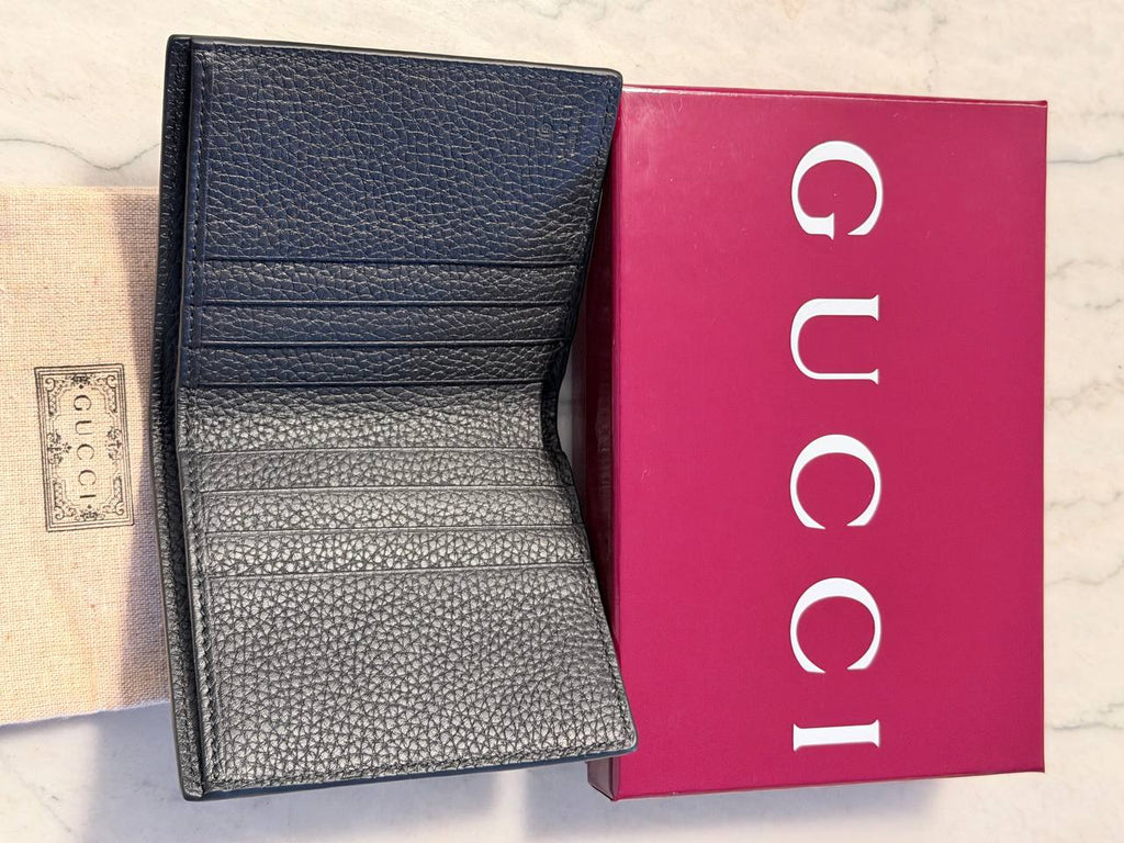 Billetera Gucci Interlocking G de Piel Graneada - Negro Mate