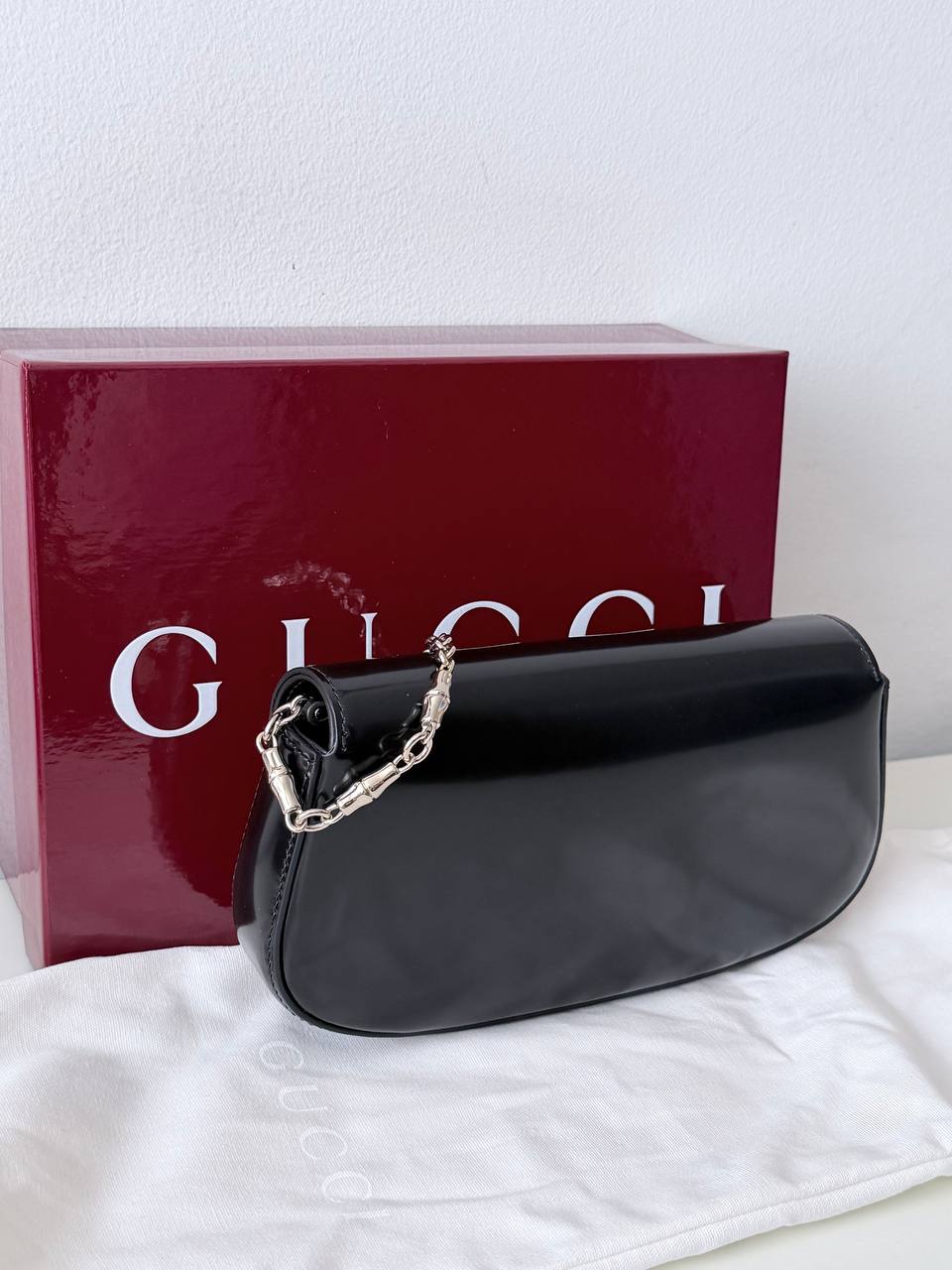 Bamboo Line Patent Leather Chain Bag Black