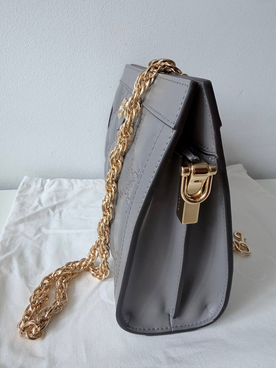 Bolso de Hombro GG Matelassé de Piel Gris