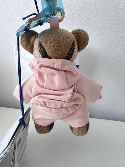 Llavero Charm de Bolso Burberry Thomas Bear en Lana Cuadros Vintage con Sudadera Rosa