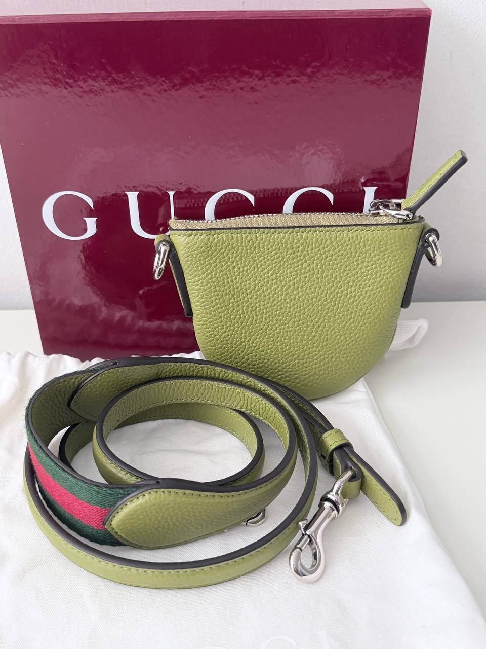 Pre-Owned Mini Leather Crossbody Bag – Green
