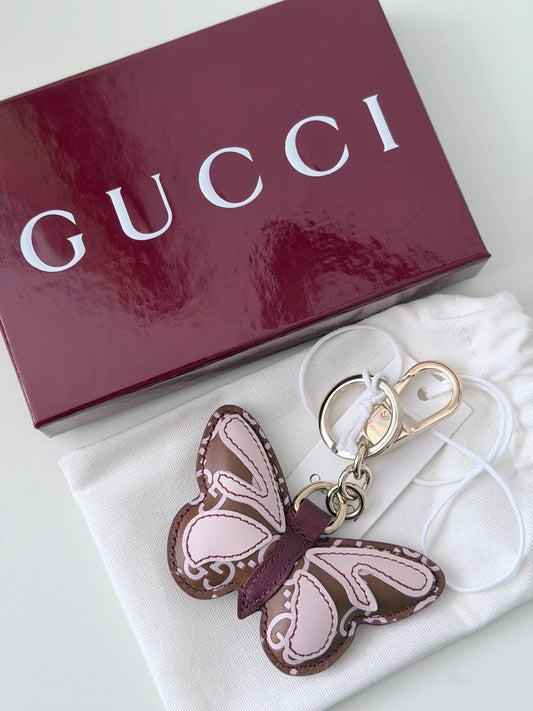 Charm para Bolso Gucci Butterfly Motif en Lona Supreme y Piel Rosa y Marrón