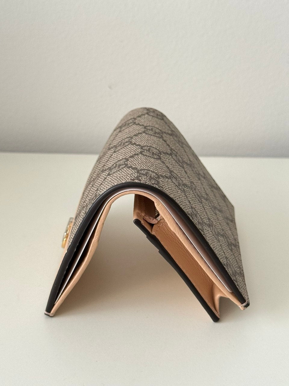 Pre-Owned Marmont Small Wallet Bi-Color