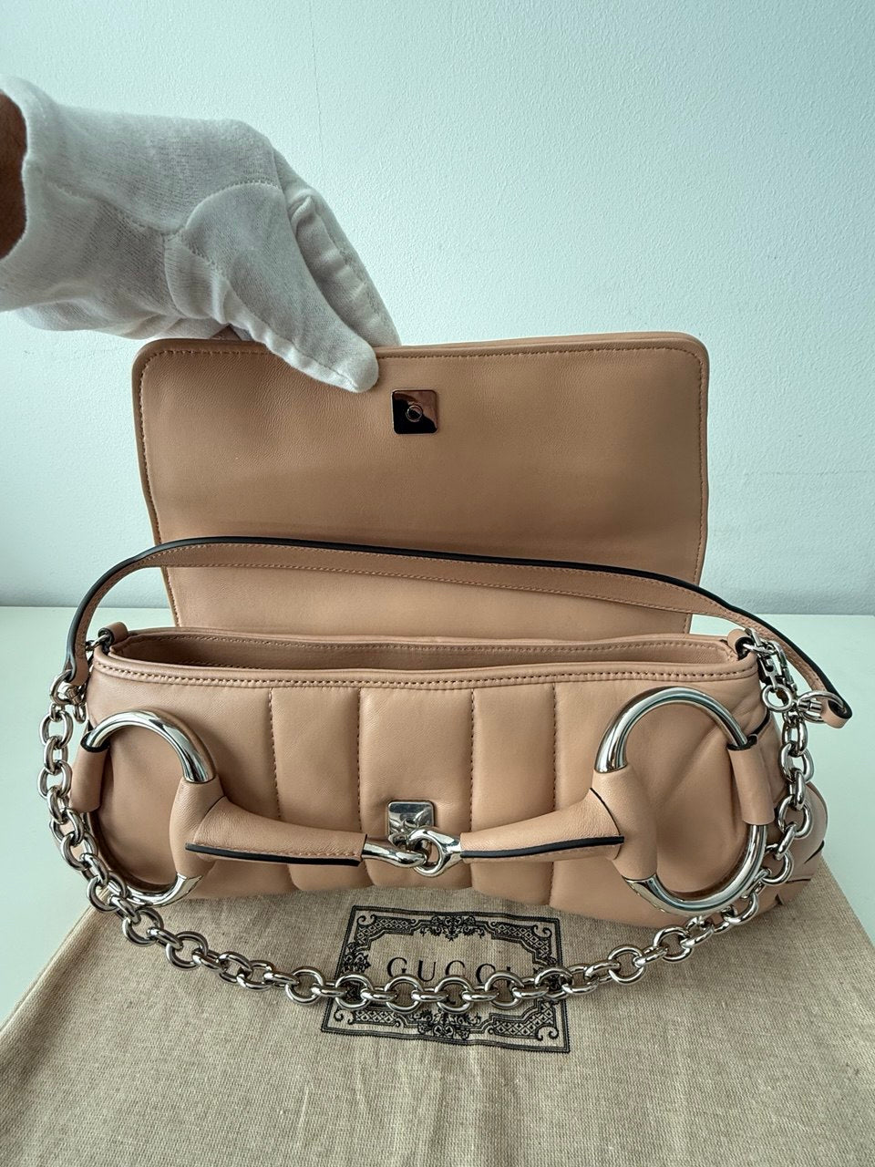 Horsebit Chain Medium Shoulder Bag Pink Sand