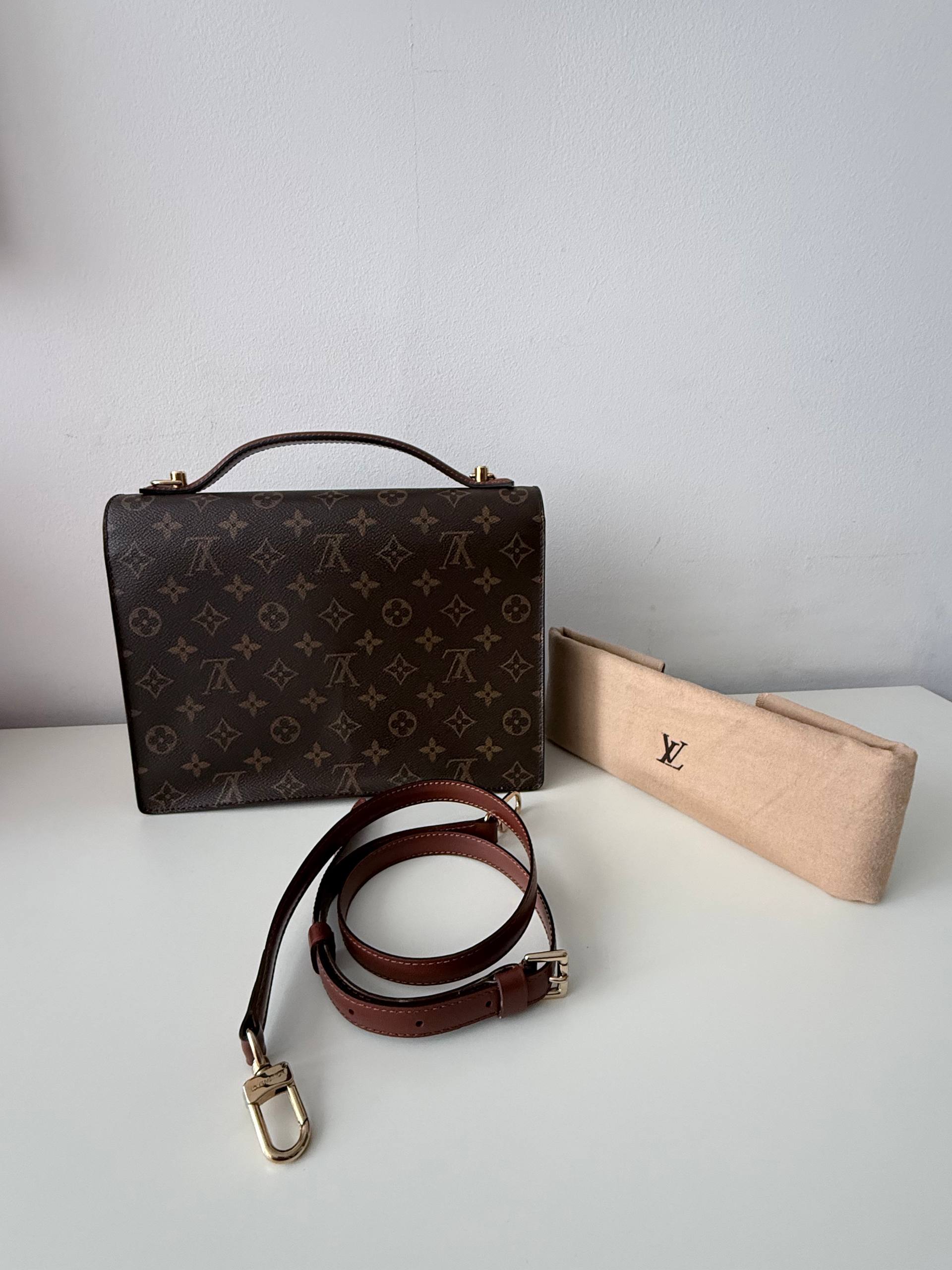 Pochette Métis Monogram Crossbody — Excellent Condition