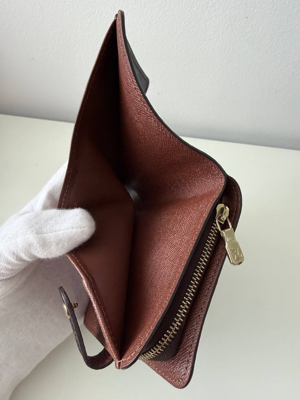 Monogram Canvas Compact Wallet – Brown (Pre Owned)