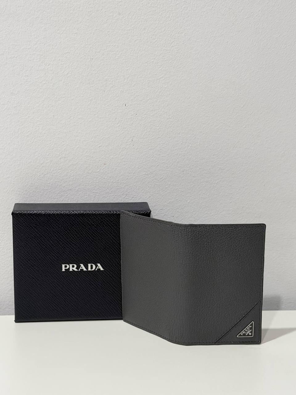 Authentic Prada Grey Saffiano Leather Bifold Wallet – Pre-Owned with Original Box