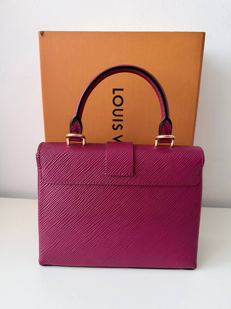 Locky BB Epi Leather Fuchsia – Pre-Loved Crossbody Top Handle Bag