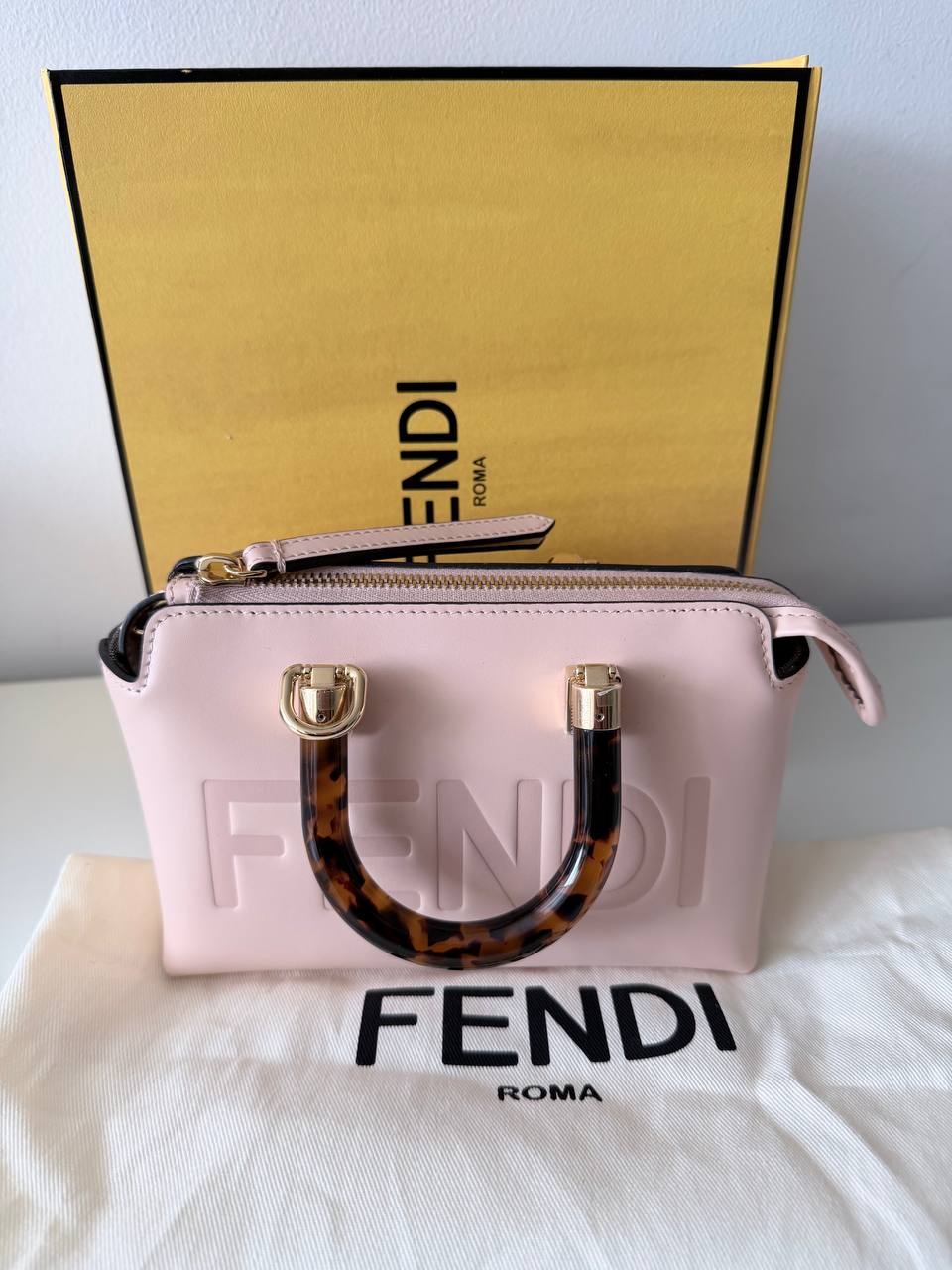 Freelove Pink Mini Top Handle Bag with Tortoiseshell Handles – Structured Leather Crossbody Satchel