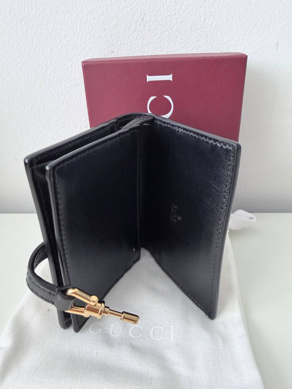 Billetera Jackie 1961 Tarjetero con Estuche en Piel Bicolor Blanco y Negro