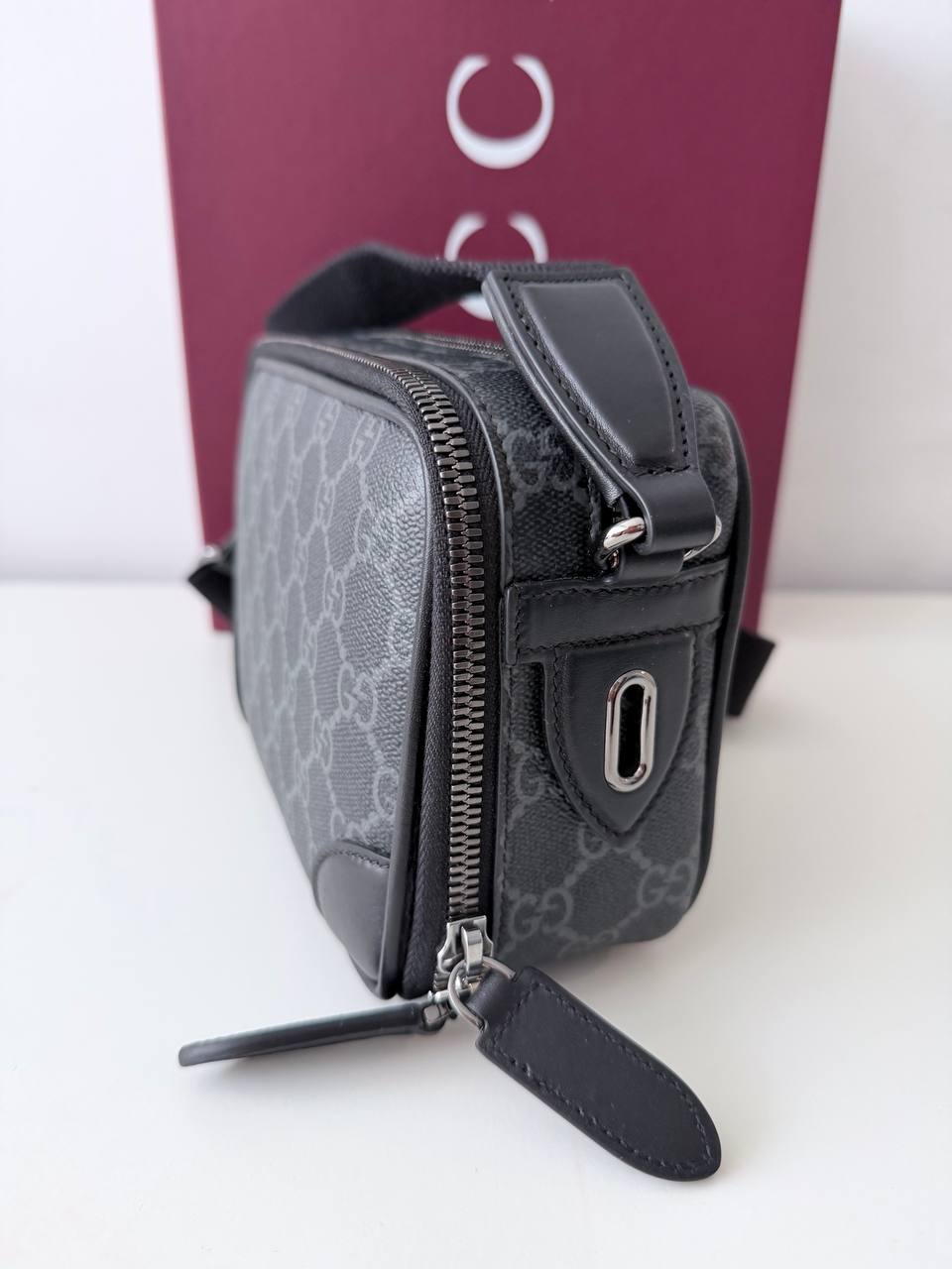 GG Supreme Canvas Shoulder Bag Black/Grey