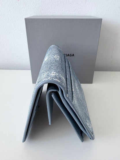 Cartera Compacta Cash con Efecto Denim Desgastado