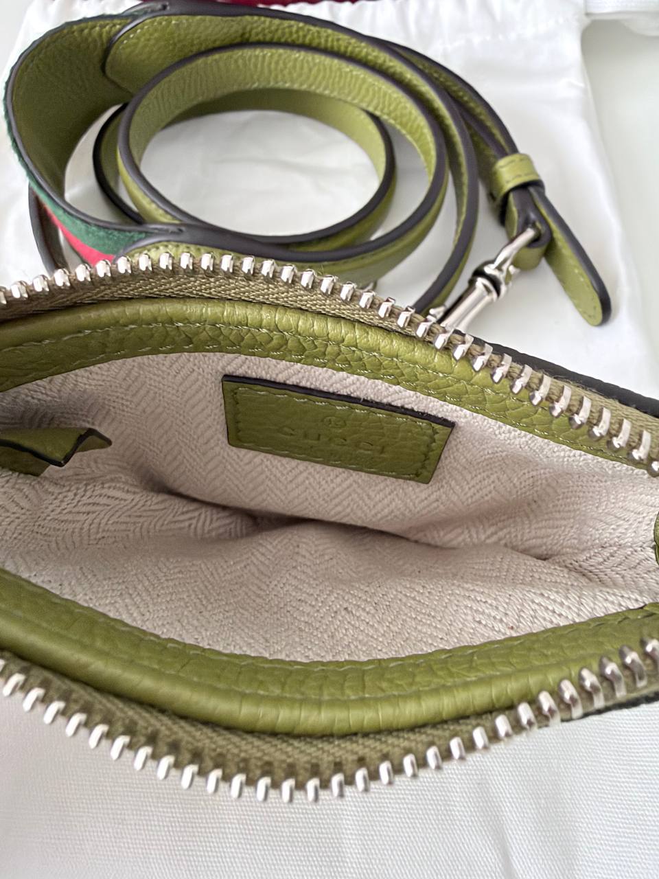 Pre-Owned Mini Leather Crossbody Bag – Green