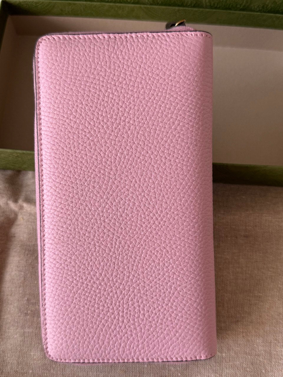Pre-Owned Zip Around Wallet with Bamboo