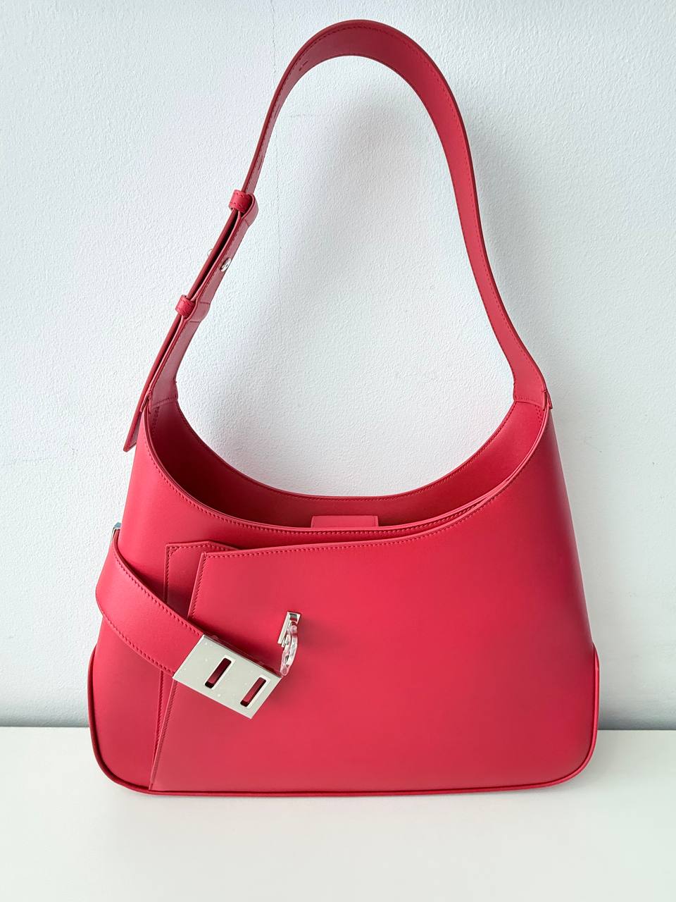 Pre-Owned Flame Red Calf Leather Shoulder Bag – Calf Leather