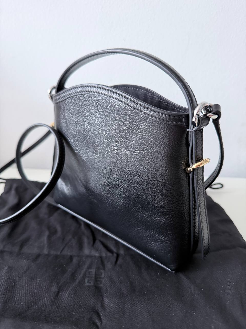 Pre-Owned Black Leather Nano Voyou Bag