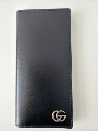 Billetera Larga Vertical Gucci GG Marmont Continental en Piel Negra