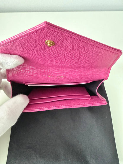 Small Envelope Wallet – Pink (Pre Owned)