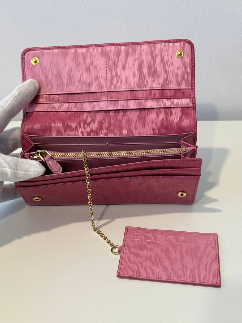 Saffiano Continental Wallet – Pink Leather (Pre Owned)