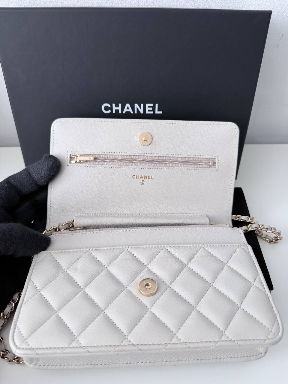 Bolso Chanel Wallet on Chain (WOC) Timeless en Piel Caviar Off-White - Blanco