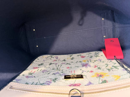 Bolso Tote CH Carolina Herrera Matryoshka Floral Jacquard en Lona Beige y Piel