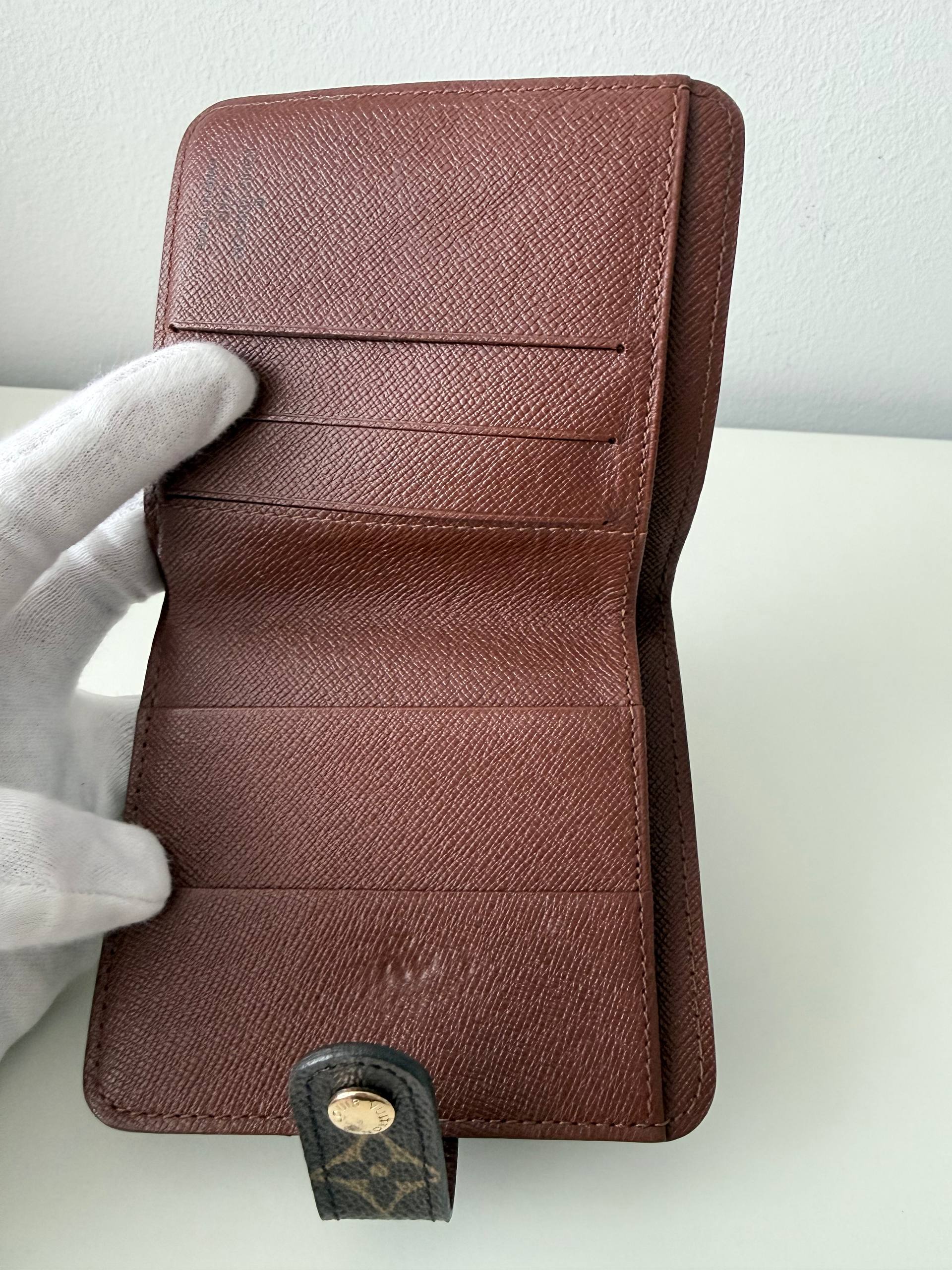 Monogram Canvas Compact Wallet – Brown (Pre Owned)