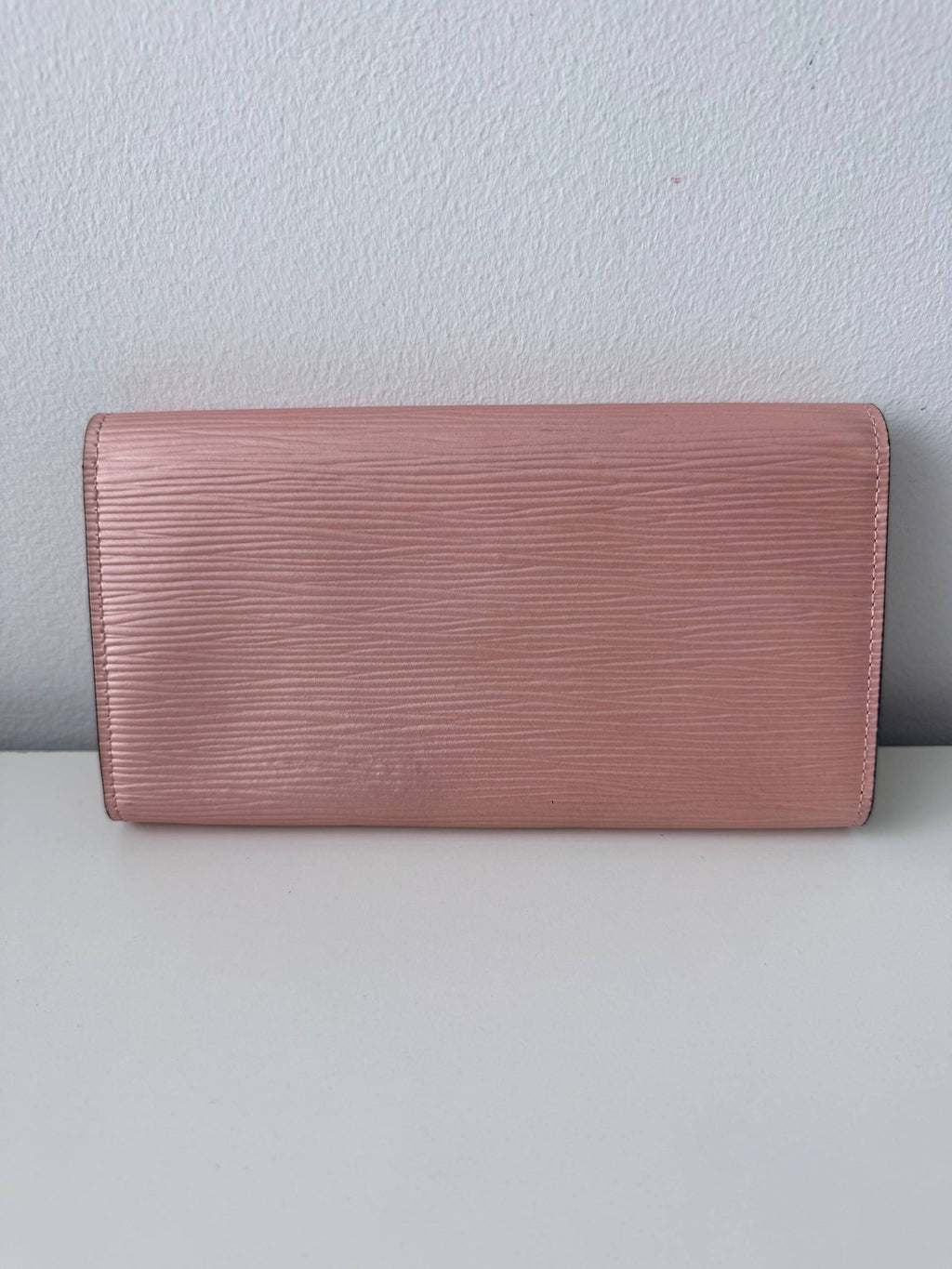 Epi Twist Wallet – Pink (Pre Owned)