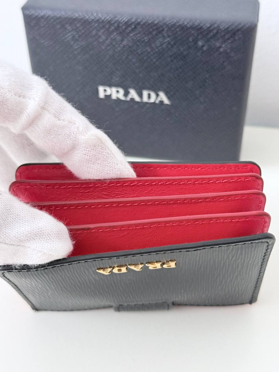 Milano Accordion Card Holder | | Full Set | Like New ️