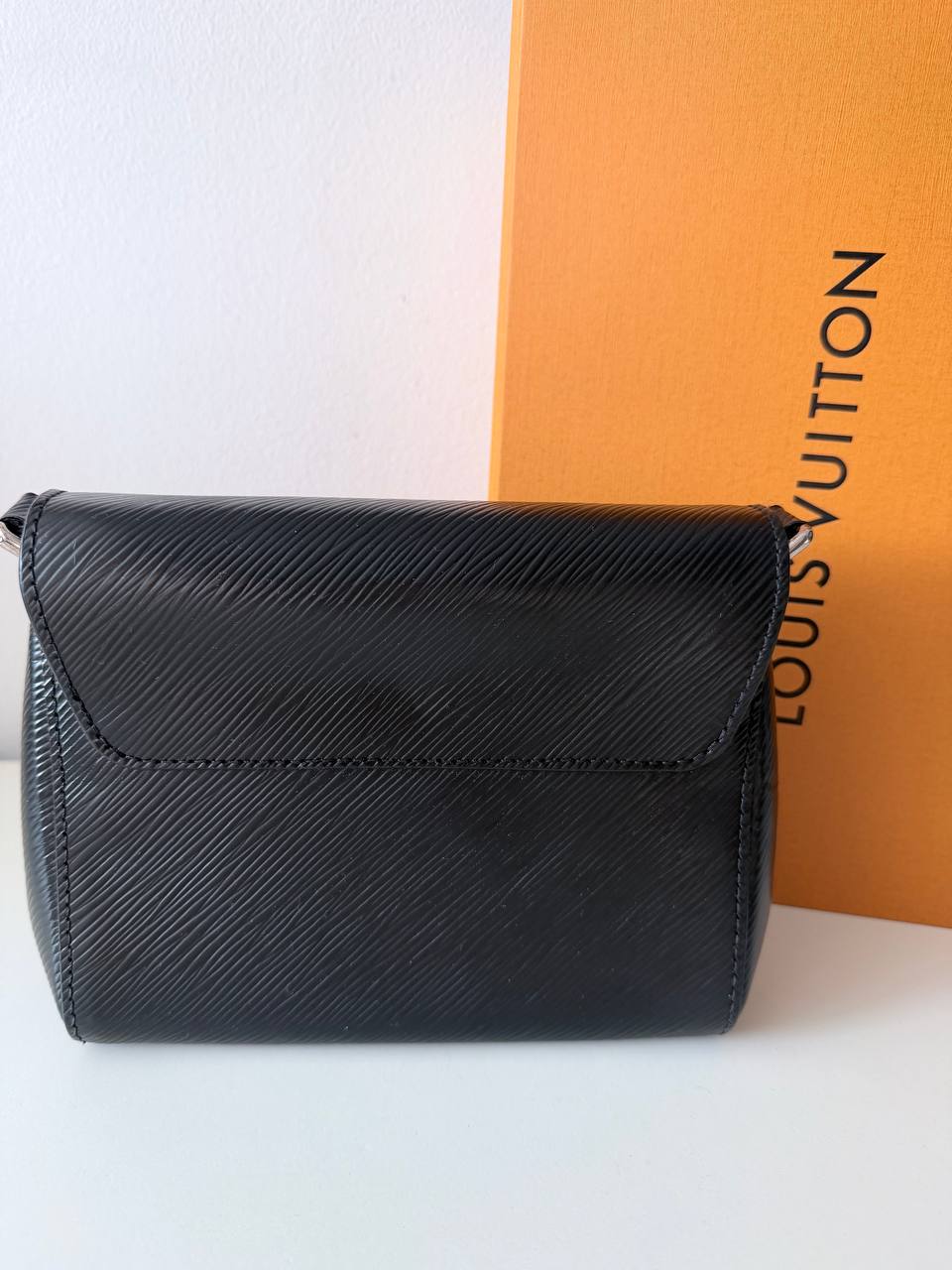 Twist PM Small Black Epi Leather Crossbody Bag – Full Set (Pre-Loved)