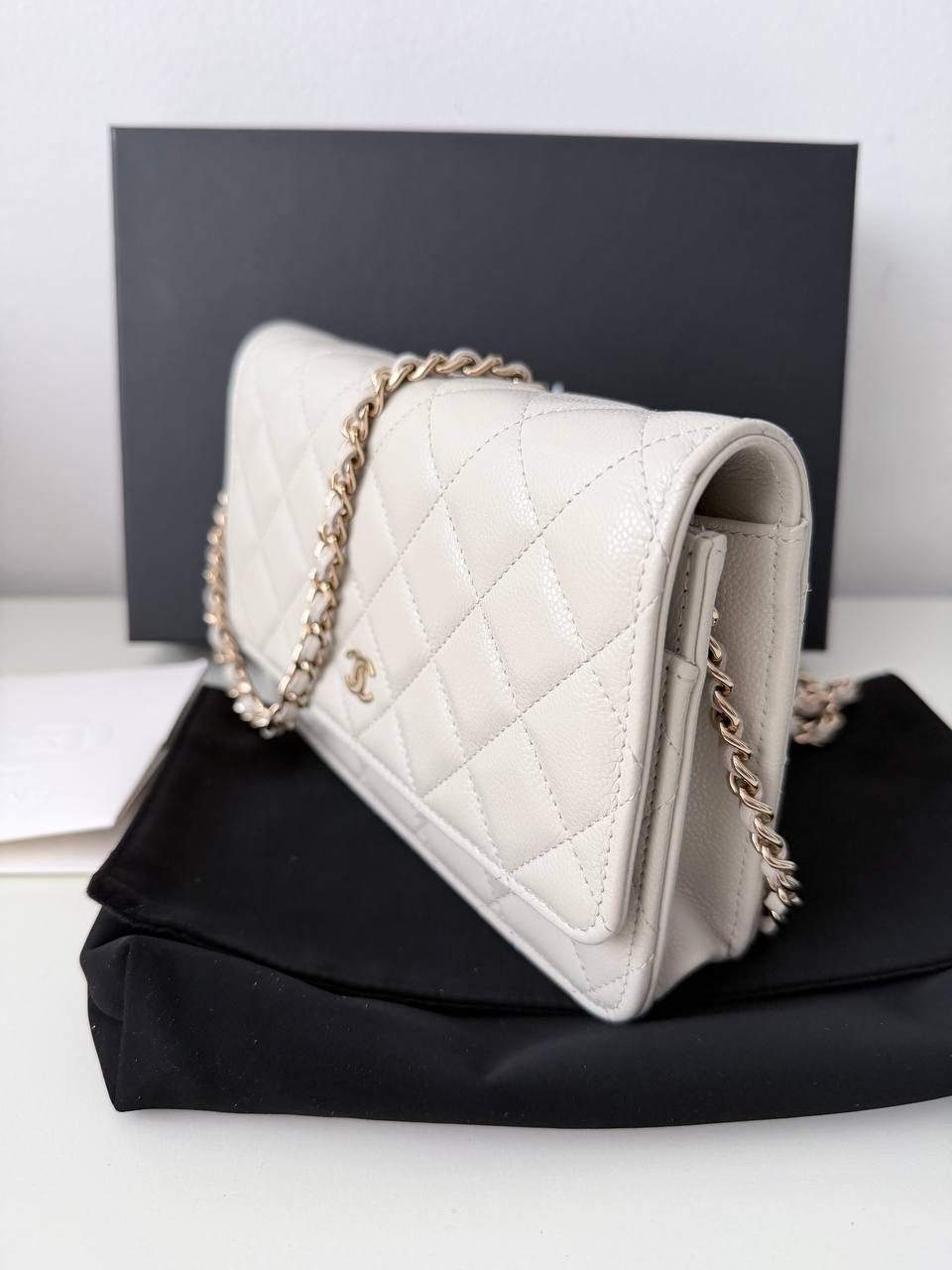 Bolso Chanel Wallet on Chain (WOC) Timeless en Piel Caviar Off-White - Blanco